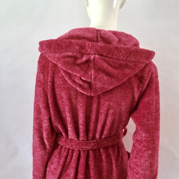 Ultra Beauty Bright Pink Short Robe - Picture 3 of 10